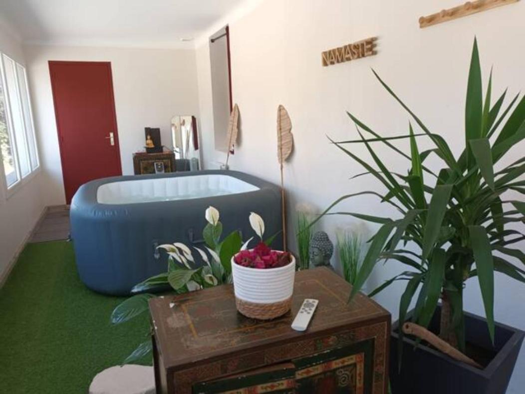 Gite Zen Carnoules  Luaran gambar